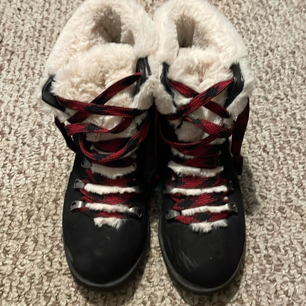 Jellypop Kraft Faux Fur Suede Boots